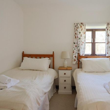 Vine Cottage Musbury Екстер'єр фото